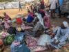 Kimerültek és éheznek: a Nuba-hegységben élő kitelepítettek várják a segítséget. | © CSI