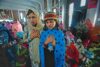 Pakistanische Christinnen bei einer Weihnachtsfeier in einer Kirche in Peschawar